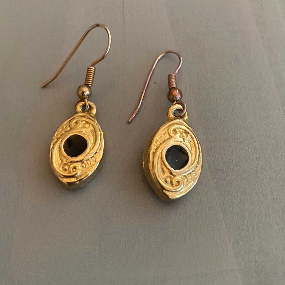 Gold Earrings With Black Stone!